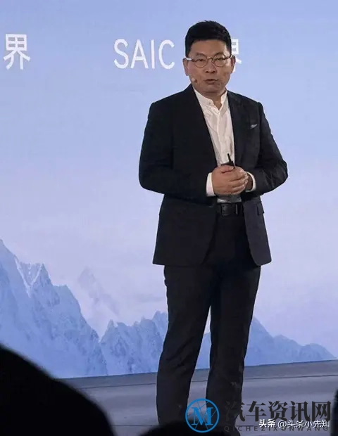 享界S9降价8万迎战，销量低迷藏隐忧，华为研发呈现最新旗舰翻盘-1