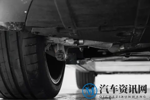 探索蔚来ET9大型纯电轿车，真实体验来啦!-1