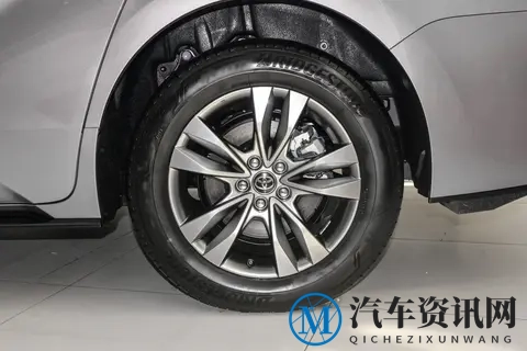 丰田赛那两驱还是四驱?这份选择指南请收好-1