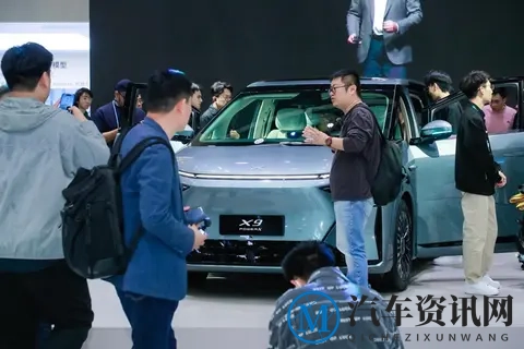 小鹏X9上市增程版本，蔚来李斌：两三年前做增程可以理解-3