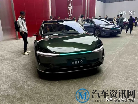 享界S9降价8万迎战，销量低迷藏隐忧，华为研发呈现最新旗舰翻盘-2