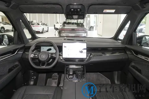 极氪009：全能MPV的自我修养-六座行政版深度体验-2