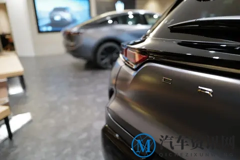 丰田决定将车型换代周期延长至九年，推出软件定义汽车的长期战略-1