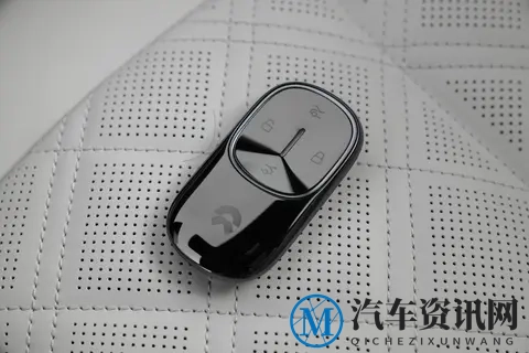 探索蔚来ET9大型纯电轿车，真实体验来啦!-3