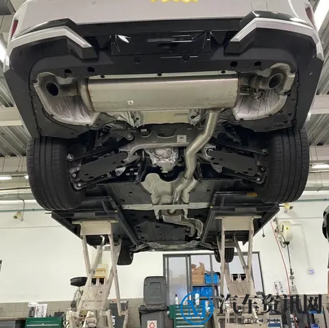 35万拿下BMW530Li,开了两个月,车主:怀念我的凯美瑞-3