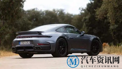 911 Turbo S来了，重量超标却跑得飞快，保时捷这次玩的是技术魔法-3