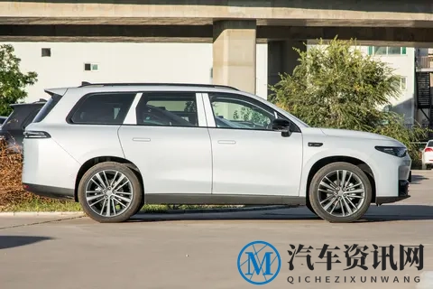 14万就能买六座车？体验零跑C16，家用选车也有小技巧-3