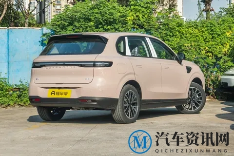 9.08万起拥有全球车的品质，零跑B10这波操作真给力！-1