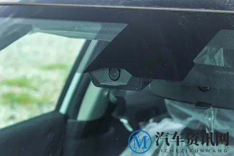 东风日产天籁·鸿蒙座舱,秒变智能终端，传统燃油车智能进化-2