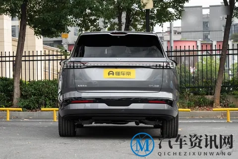 15.99 万买大五座 SUV，轴距超 3 米，空间、配置都拉满-1