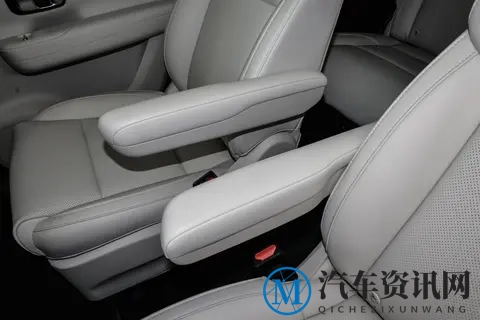 15 万级六座 SUV 优选：零跑 C16 核心配置与产品力解析-2
