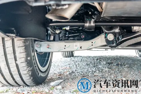 二胎家庭的靠谱出行伙伴，六座SUV的选车标准就是它了！-3