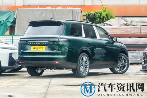零跑又一“黑马”? 多项促销权益, 6座大空间, 零跑C16适合全家出行-2