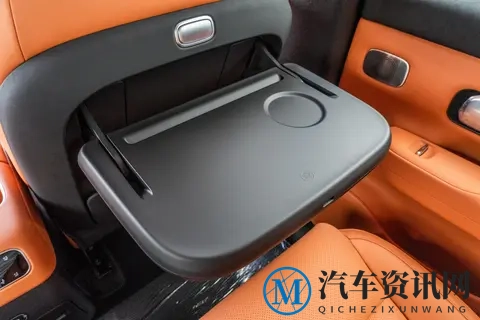 14万买大6座SUV?零跑C16入门即标配,一步到位真放心!-1