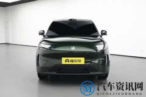 10万内带激光雷达!零跑A10广州车展首秀,500km续航+8295芯片-3
