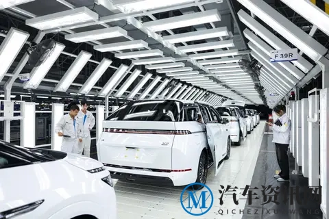 小鹏汽车达成百万台整车下线 X9 超级增程版领衔登陆广州车展-2