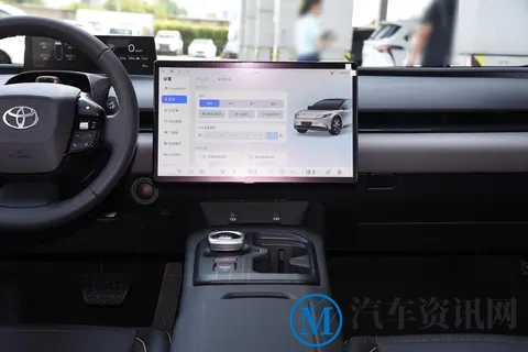 不拼加速不堆屏，丰田 bZ5 才是纯电务实派-2