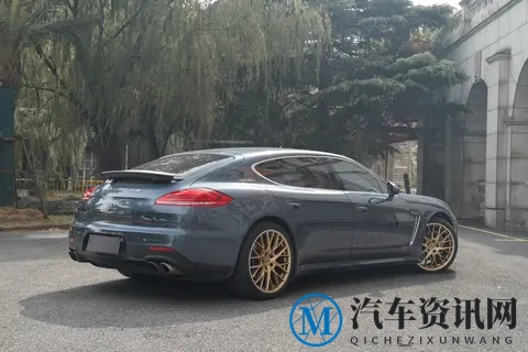 豪华后驱大V8，纯粹驾控机器，真男人座驾！-1