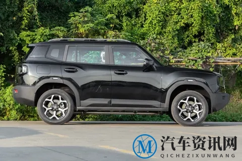 解读捷途山海T1四驱版：全路况驾驶，15万级混动方盒子新标杆-3