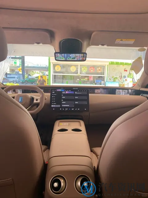20多万买中型SUV,别只看配置表,试过阿维塔07才知道有多实在-1