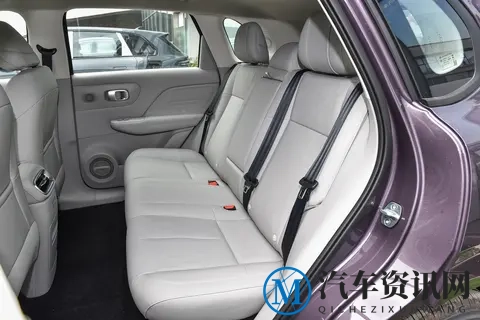 9.08万起拥有全球车的品质，零跑B10这波操作真给力！-2