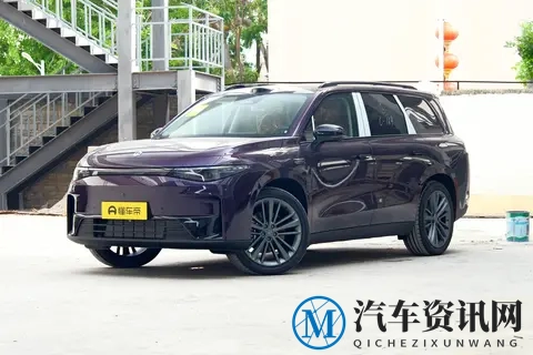 家用车看这款SUV！零跑C16续航1150km，6座大空间，配三块大屏-1
