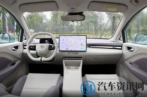 甭管是不是年轻人，看了都喜欢，2026款名爵MG4月销成功破万-3