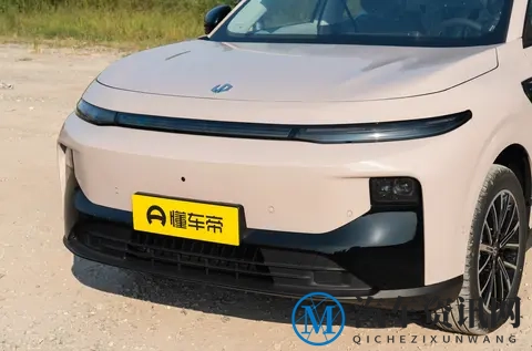 9万多买合资品牌纯电车，综合产品力不输同级，零跑B10香不香？-3