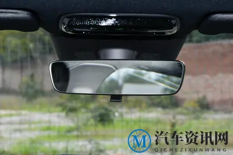 带娃出行不慌了！领克 03 辅助靠谱，开着还带感-2