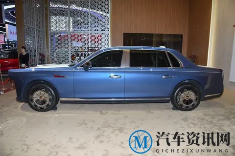 配V8动力 2026款红旗金葵花国礼标准定制版上市 售价718万元-1