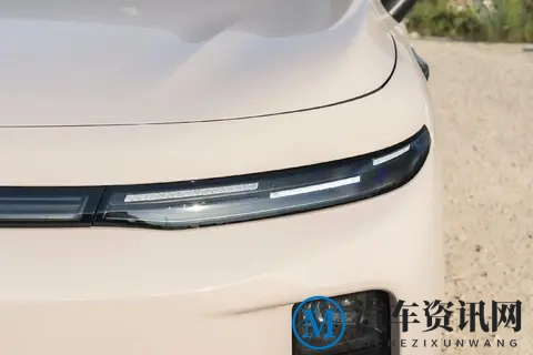 9万级纯电车，零跑B10试驾感受：面向国际市场，品质有保障？-2