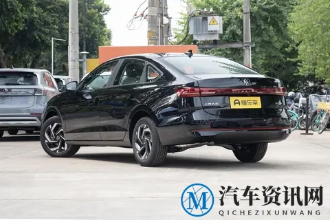 全新朗逸PRO焕新升级!售价8.88万起,配1.5T+7DCT动力-1