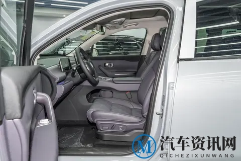 二胎家庭的幸福升级：与零跑C16相伴的舒心出行生活-3