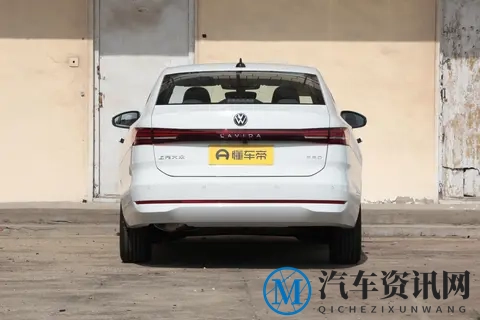 650 万家庭用脚投票的国民车,这次真的 Pro 起来了!上汽大众朗逸 Pro-3