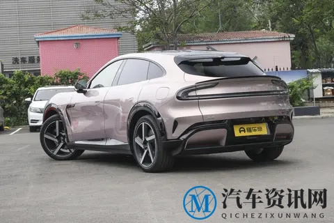 广州车展被带火的小米工厂“起火疑云”：影响入手SU7_YU7吗？-1