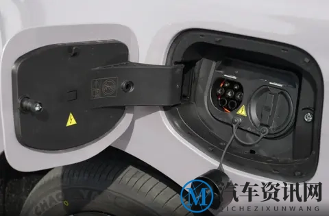 甭管是不是年轻人，看了都喜欢，2026款名爵MG4月销成功破万-2