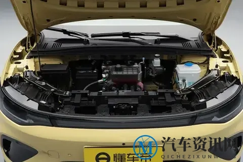 10万级纯电大玩具!零跑Lafa5无框门+宽体,真不是买菜车能比的-3