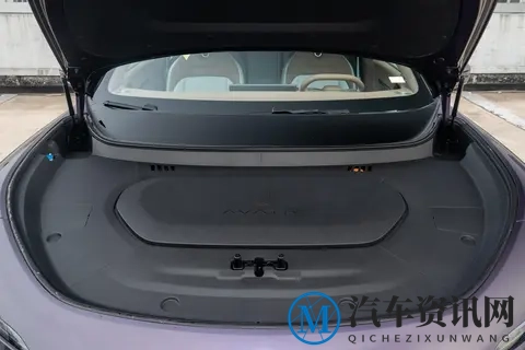 30万级纯电SUV,入门即满配!深度体验阿维塔07 Ultra-2