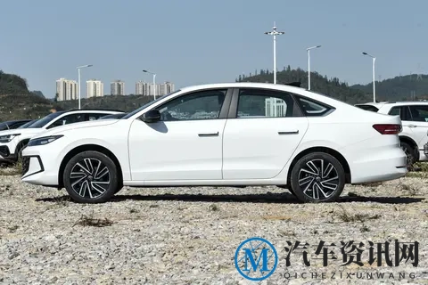 朗逸PRO上市，8.88万起，四轮独悬+智能座舱，家轿市场要变天了-1