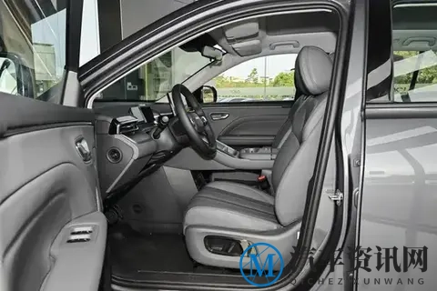 10万级家用SUV，为什么我们最终选了埃安i60？-3
