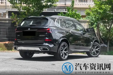 买车不纠结,2026款宝马X5亮相广州车展,增配减价成了主旋律-1