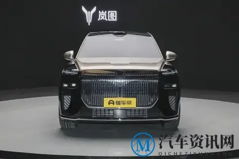 鸿蒙座舱5+三腔空悬，试驾岚图泰山，配1.5T插混+后轮转向-3