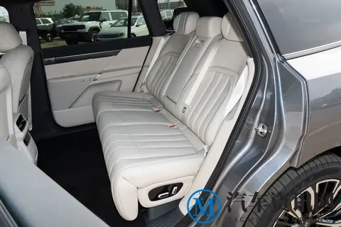 中大型 SUV 东风奕派 2026 款 eπ008 五座版，家庭出行的 “大舒适家”-2