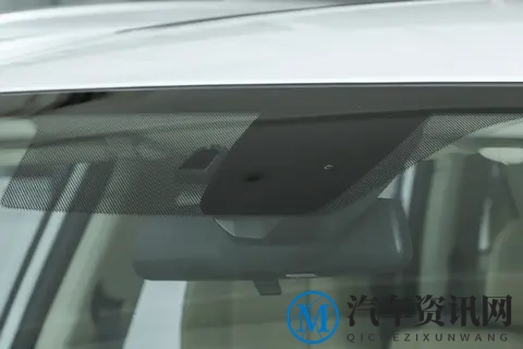 解锁第三代蓝电E5 PLUS：汽车科技与品质的盛宴-3