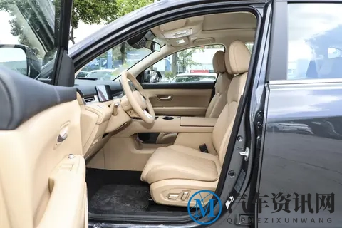 11.98万解锁230km续航电混SUV？第三代蓝电E5 PLUS重塑市场价值-2