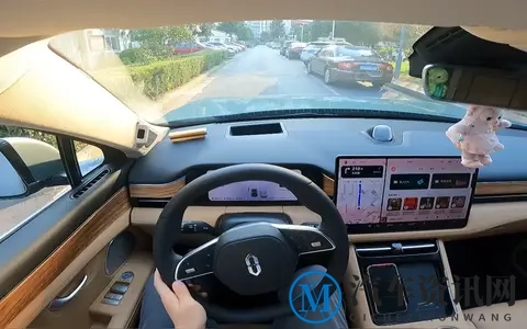 别被忽悠了!华为、理想、小鹏、比亚迪的自动驾驶,不是一个档次-2