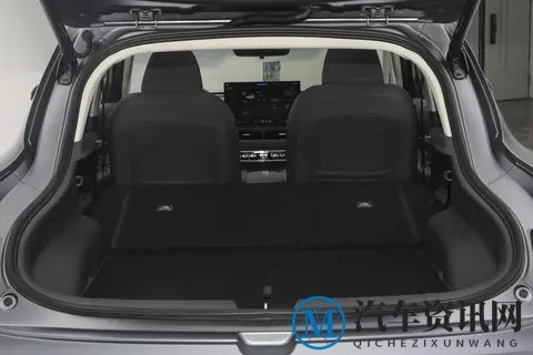 这台“自然美学”SUV,治好了我的审美疲劳!欧拉5深度体验-1