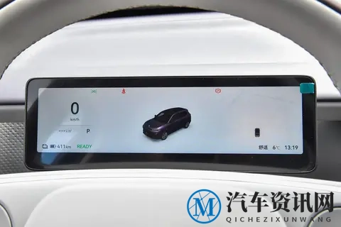 零跑 B10 国内外价格差 2.5 倍？揭秘中国新能源车出海的性价比密码-2