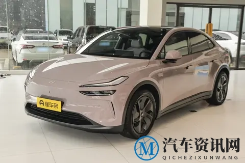 新款卡罗拉来了,轴距增加动力不变,潜在用户该怎么选?-1