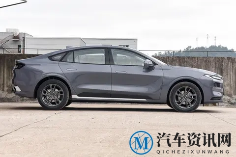 选 B 级车不用纠结了！新蒙迪欧把动力、空间、智能全给你配齐了​-1